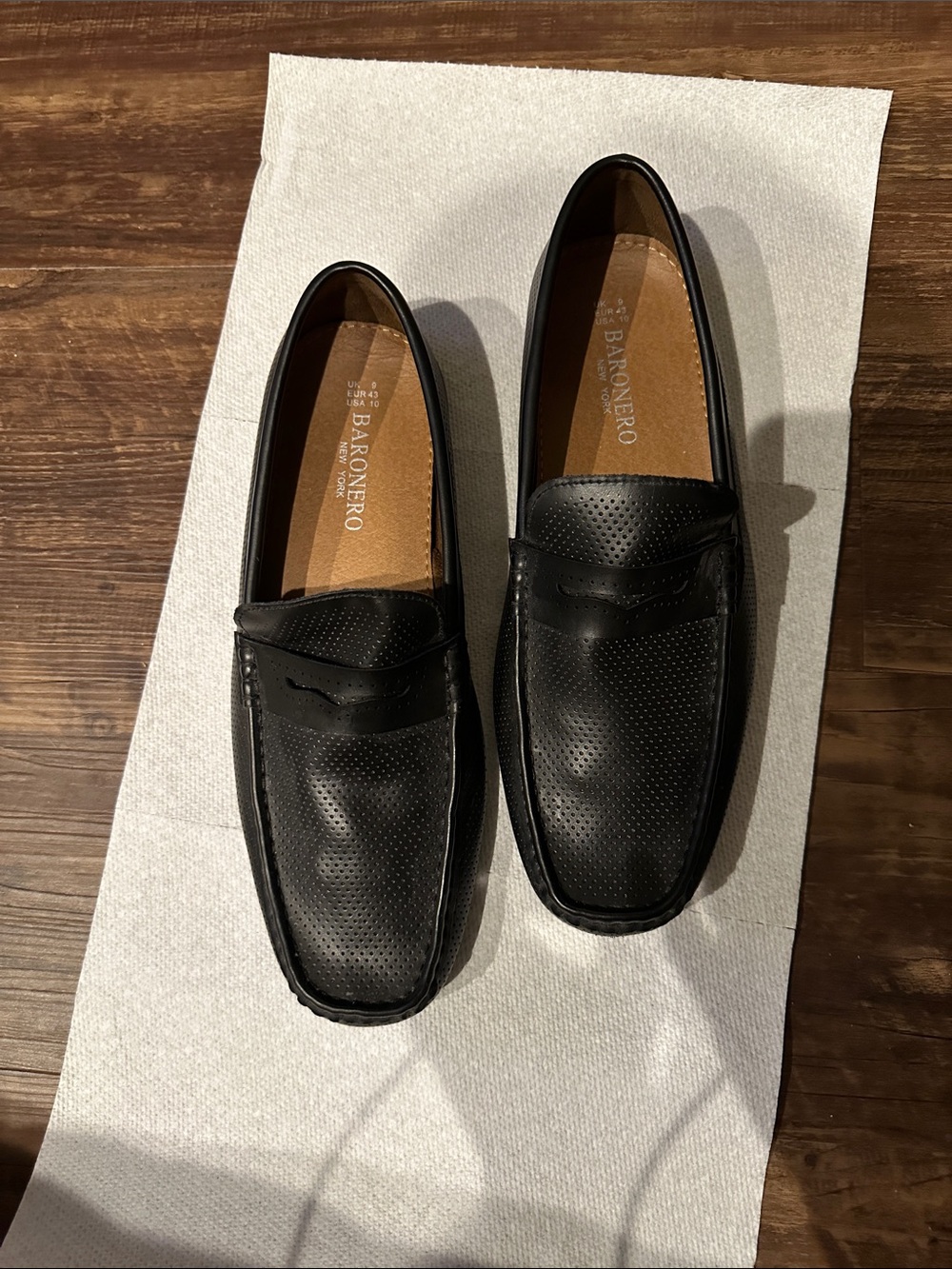 Baronero Men's Black Perforated Penny Loafers